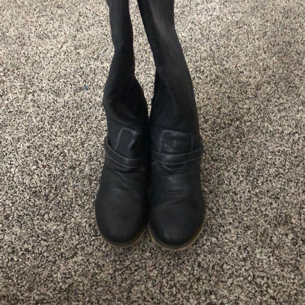 Black riding boots
